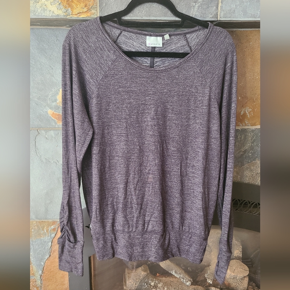 Athleta Odyssey Long Sleeve Scoop Neck Athletic Pullover Ruched sides and back S